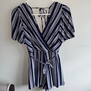 🦋 Super cute Jumpsuit from Trixxi 🦋